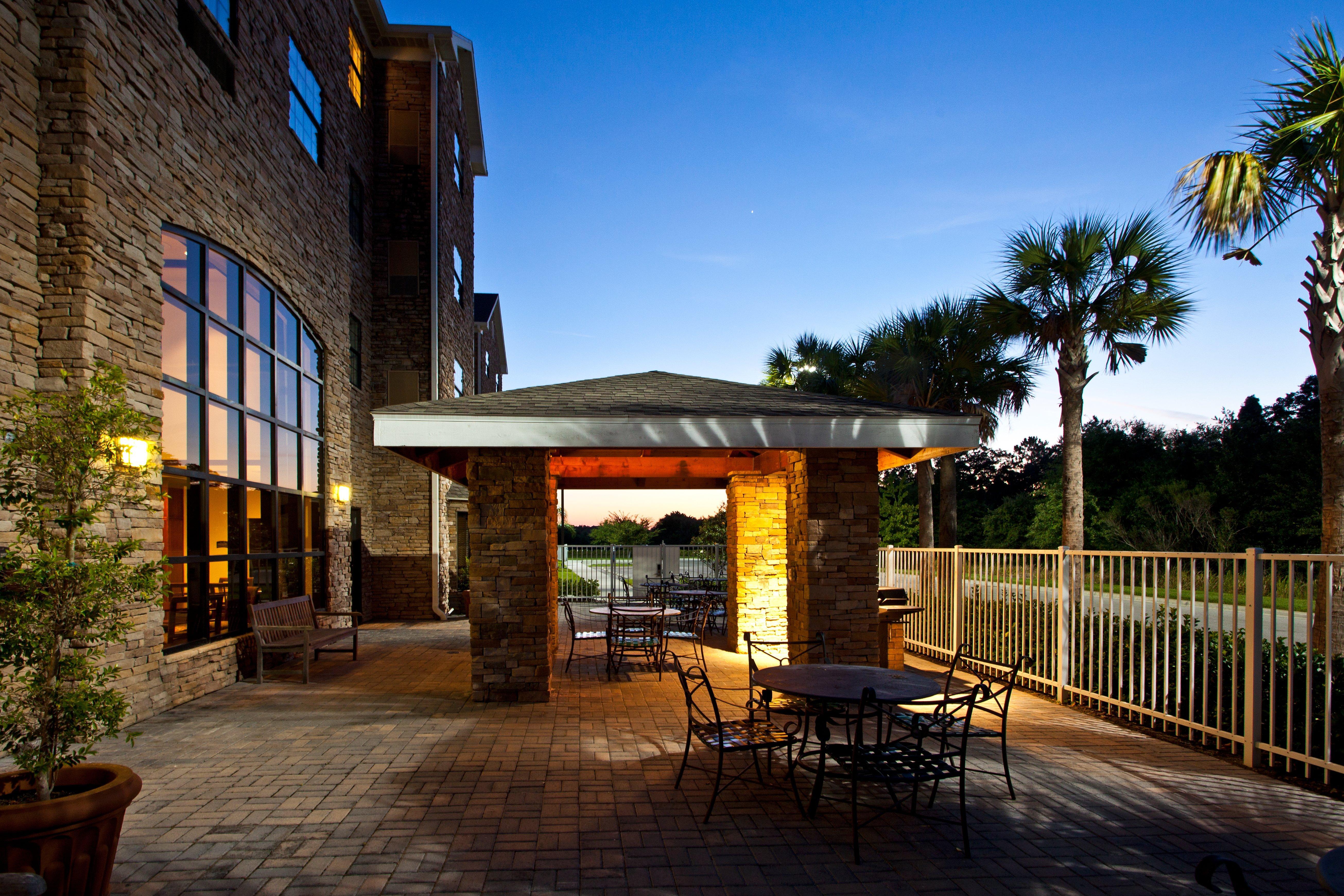 Staybridge Suites Tampa East- Brandon By Ihg Mango Eksteriør billede